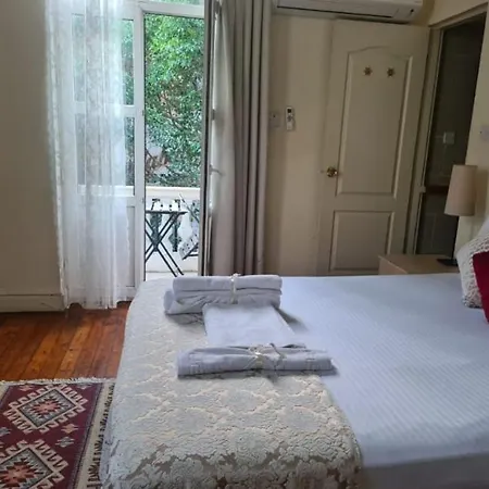 Deniz Konak Boutique Hotel Kyrenia  Exterior photo